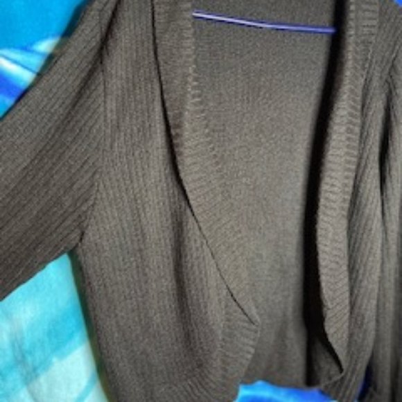 Open Shawl Collar Cardigan - Picture 3 of 4